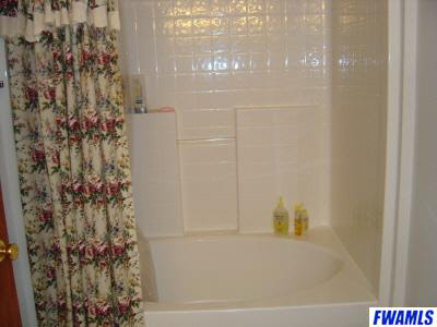 1335 Rambler Road Huntertown, IN 46748 - Photo 11 of 17 Gallery Image 11