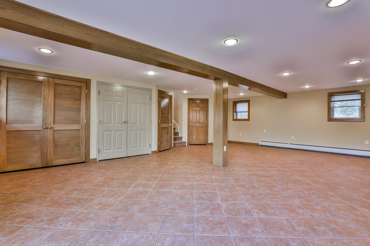 227 Wheeler Road Hollis, NH 03049 - Photo 17 of 31