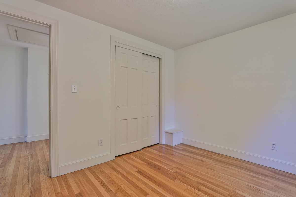 227 Wheeler Road Hollis, NH 03049 - Photo 20 of 31