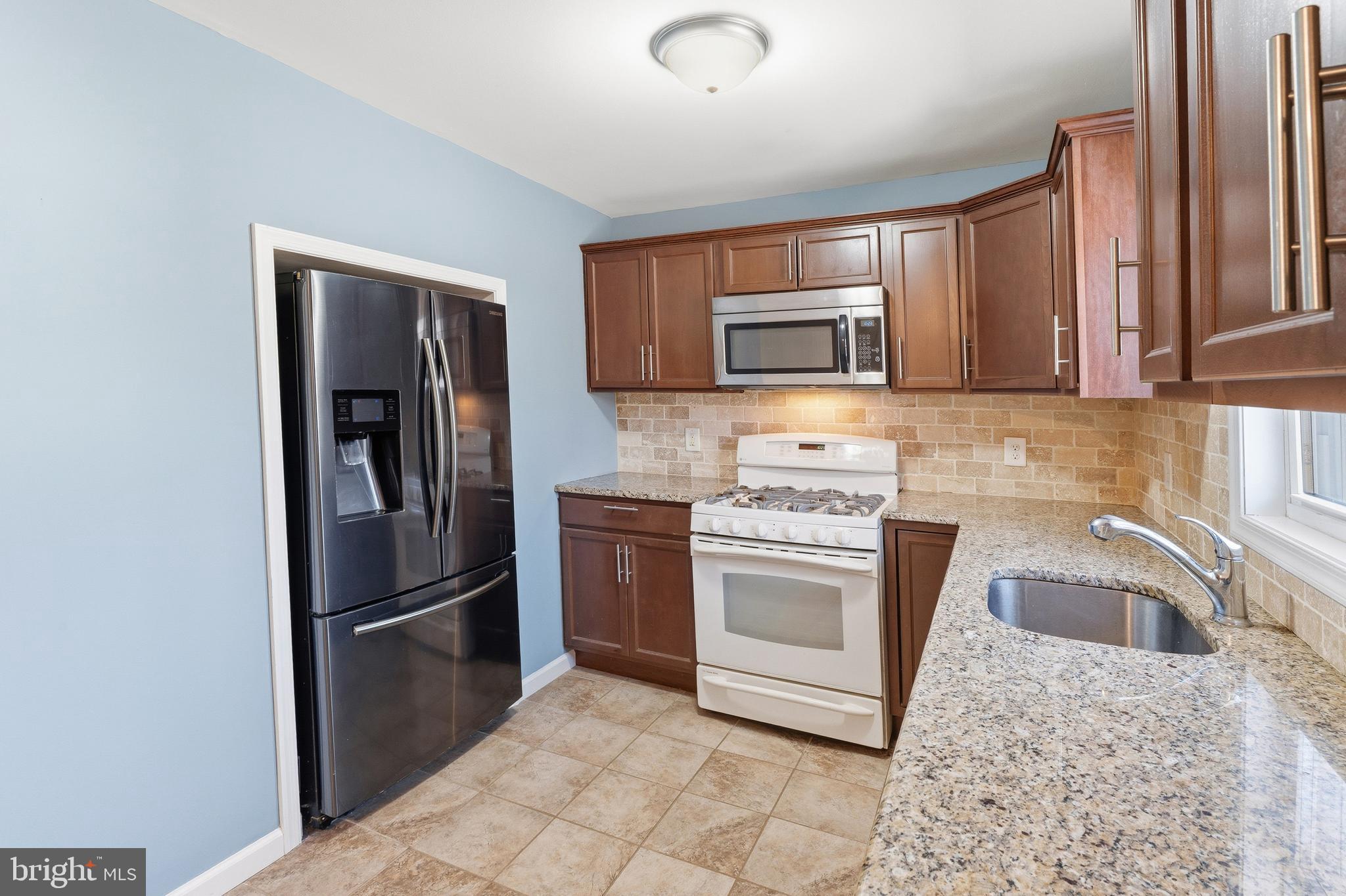 151 Unexpected Road Newfield, NJ 08344 - Photo 10 of 36