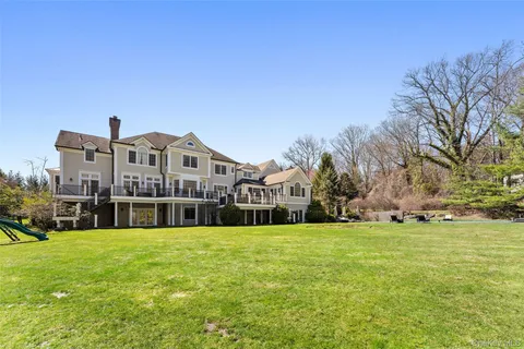$4,995,000 | 5 Rocky Hollow Drive, Larchmont, NY 10538