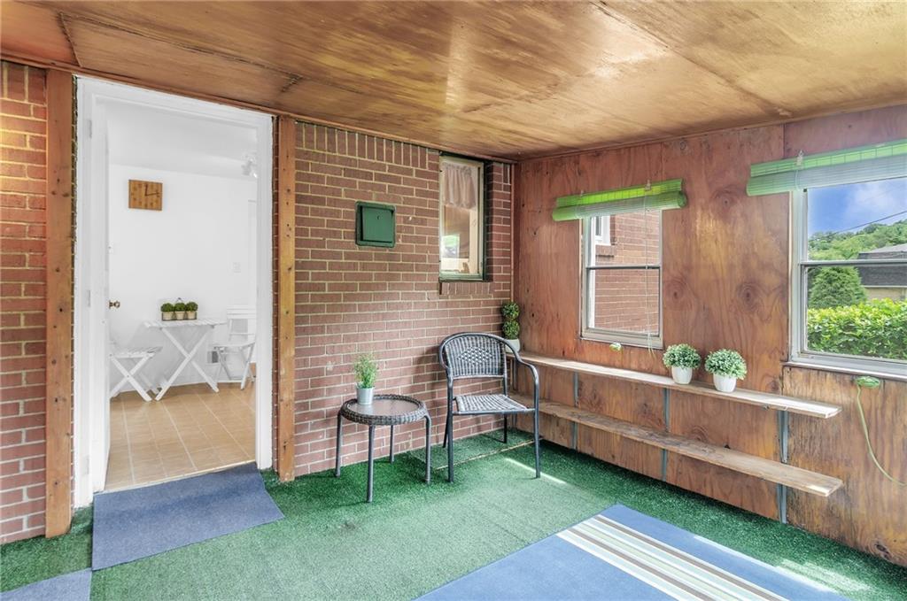 102 Gensler Road Pittsburgh, PA 15236 - Photo 10 of 25 Gallery Image 10