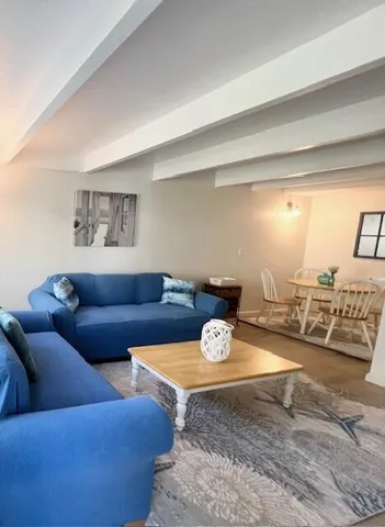 $3,150 | 231 Linden Avenue, Unit 9, Carpinteria, CA 93013