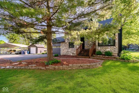 $725,000 | 1940 Stringtown Pike, Cicero, IN 46034