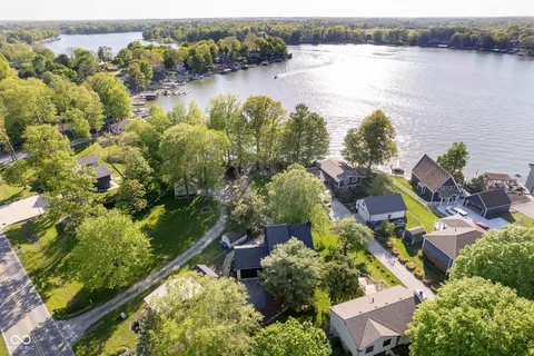 $725,000 | 1940 Stringtown Pike, Cicero, IN 46034