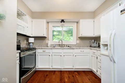 $725,000 | 1940 Stringtown Pike, Cicero, IN 46034