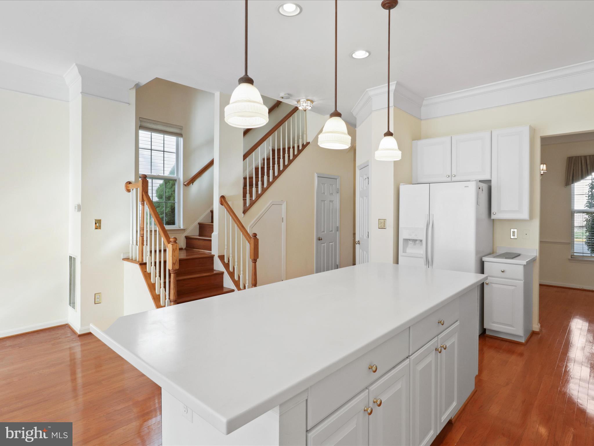 26143 Nimbleton Square Chantilly, VA 20152 - Photo 11 of 41