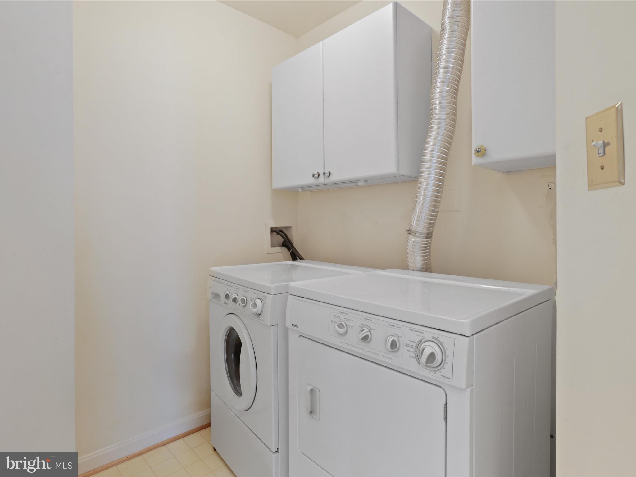 26143 Nimbleton Square Chantilly, VA 20152 - Photo 25 of 41