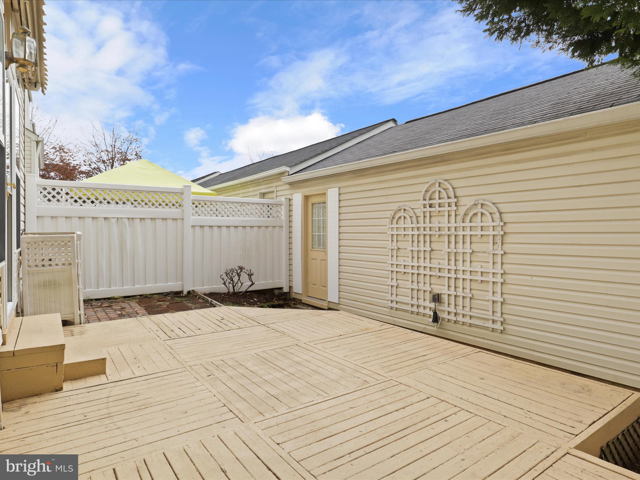 26143 Nimbleton Square Chantilly, VA 20152 - Photo 35 of 41