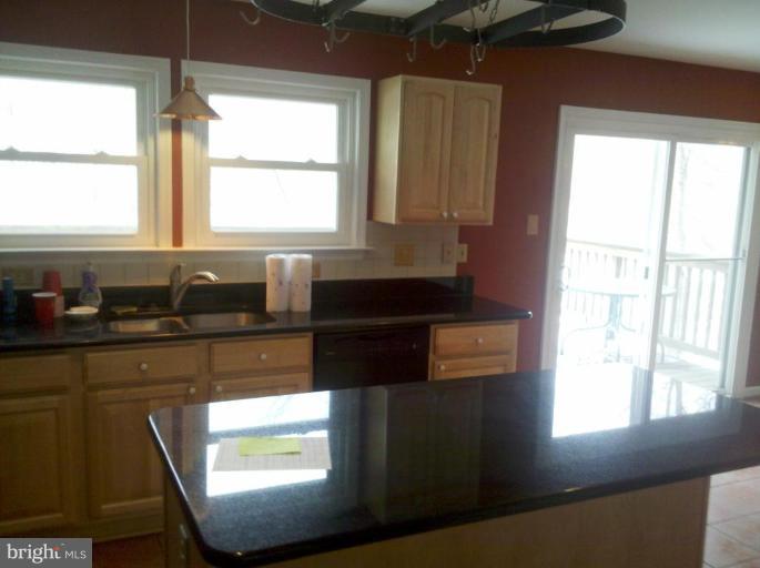 6734 West Lakeridge Road New Market, MD 21774 - Photo 7 of 15 Kitchen #3