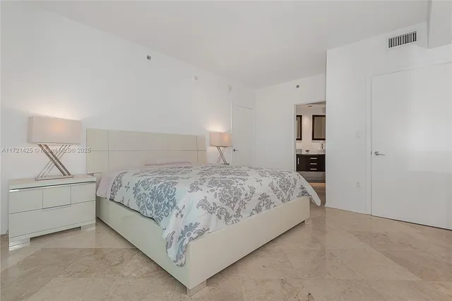 $595,000 | 55 Southeast 6th Street, Unit 1507, Miami, FL 33131