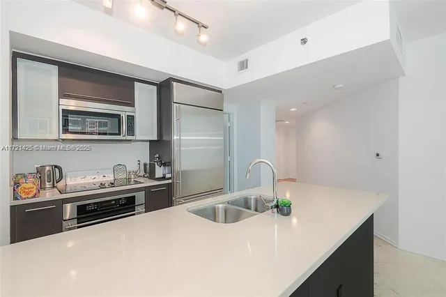 $595,000 | 55 Southeast 6th Street, Unit 1507, Miami, FL 33131