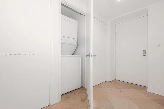 $595,000 | 55 Southeast 6th Street, Unit 1507, Miami, FL 33131