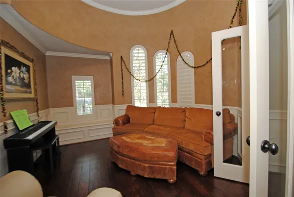 $5,975 | 15823 Medina Lake Lane, Cypress, TX 77429