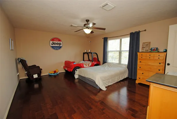 $5,975 | 15823 Medina Lake Lane, Cypress, TX 77429