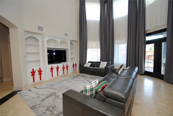 $5,975 | 15823 Medina Lake Lane, Cypress, TX 77429