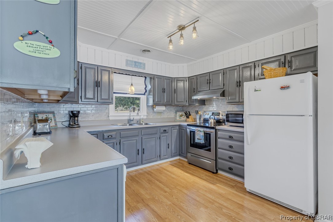 324 Longstreet Drive Reedville, VA 22539 - Photo 18 of 48