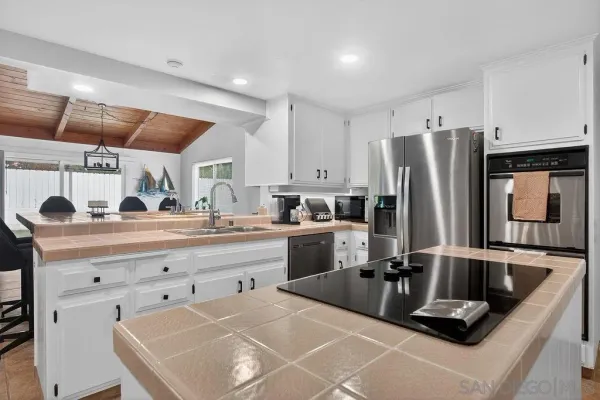 $7,800 | 5349 Vickie Drive, San Diego, CA 92109