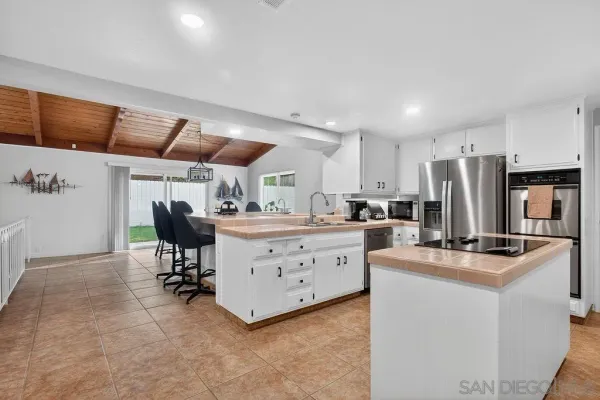 $7,800 | 5349 Vickie Drive, San Diego, CA 92109