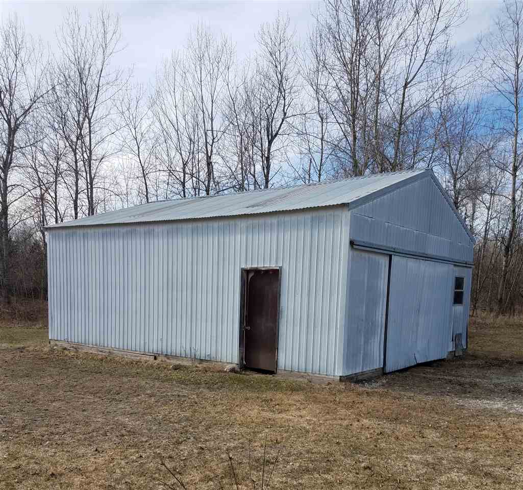 3176 Klender Road Rhodes, MI 48652 - Photo 3 of 20