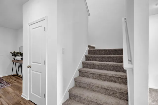 $314,000 | 4042 Sedgewick Lane, Columbus, IN 47201