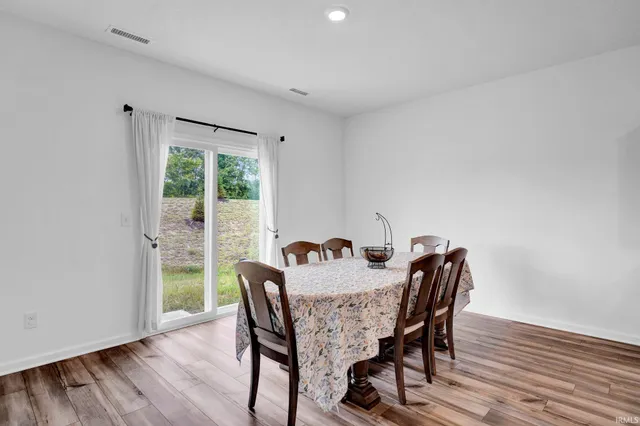 $314,000 | 4042 Sedgewick Lane, Columbus, IN 47201