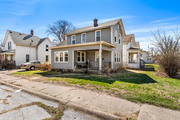 $140,000 | 323 West 16th Street, Davenport, IA 52803