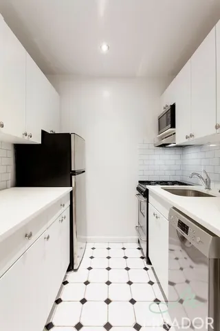 $4,750 | 43 West 16th Street, Unit 6H | Flatiron