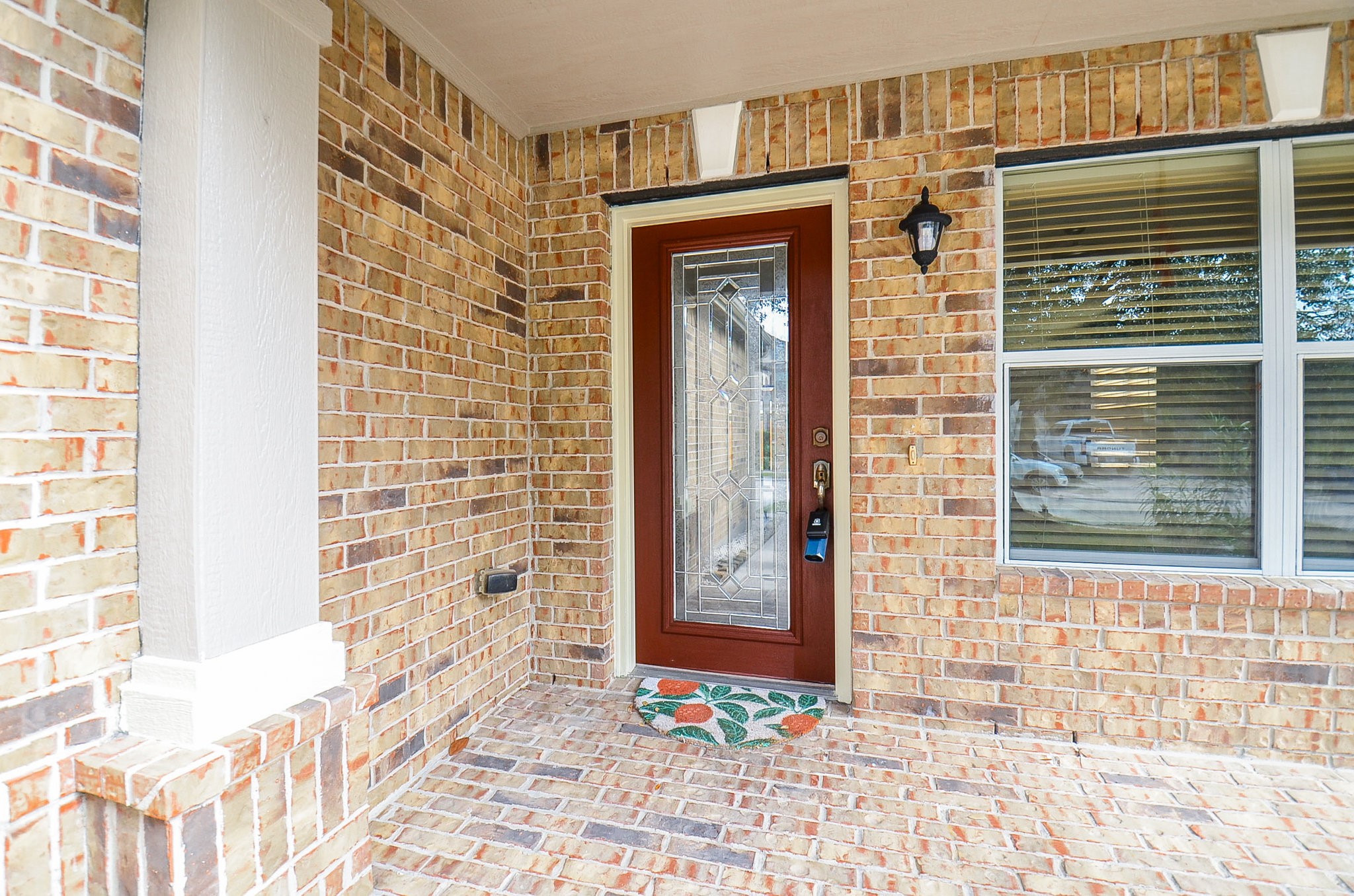 29610 Benson Springs Lane Spring, TX 77386 - Photo 3 of 25 a front view of a house with a yard