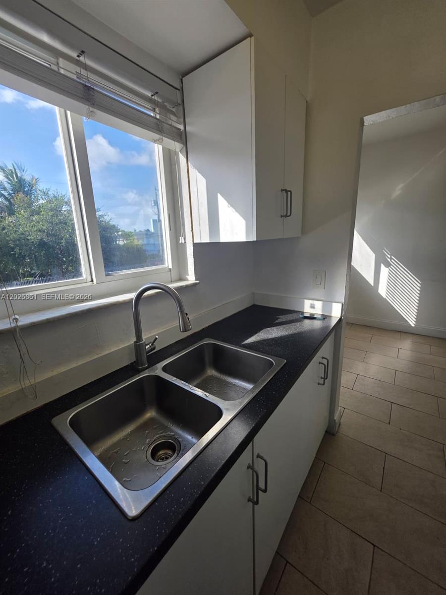 7155 Rue Notre Dame, Unit 6 Miami Beach, FL 33141 - Photo 6 of 17