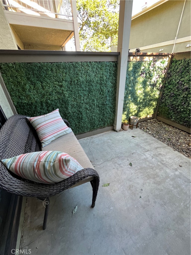 1111 Packers Circle, Unit 25 Tustin, CA 92780 - Photo 9 of 10 a view of outdoor space and patio