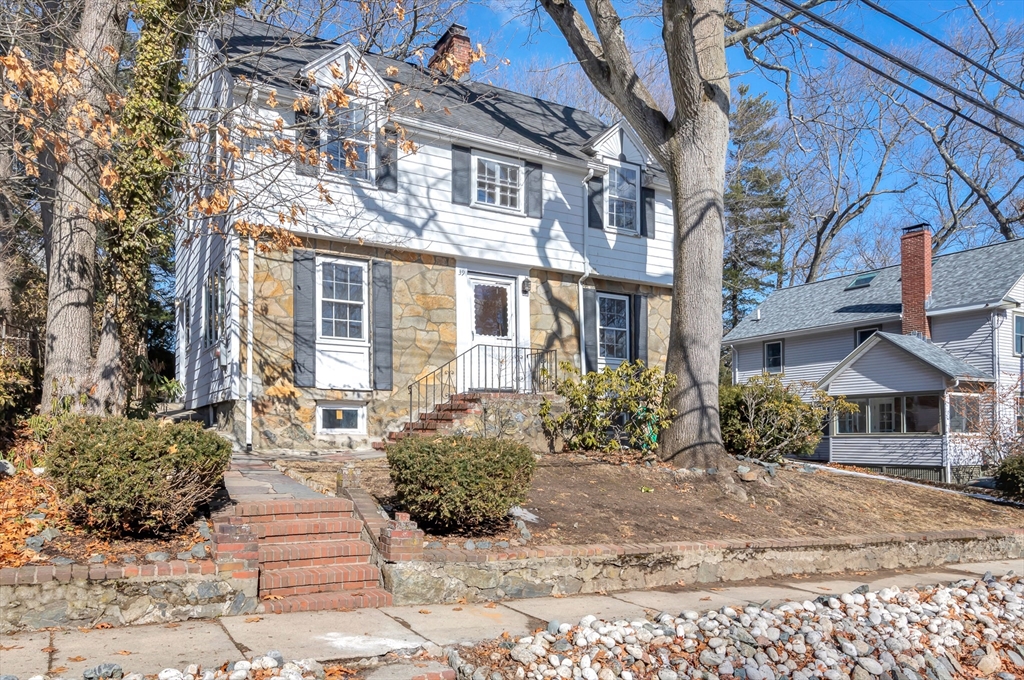 39 Pine Ridge Road Arlington, MA 02476 - Photo 2 of 40