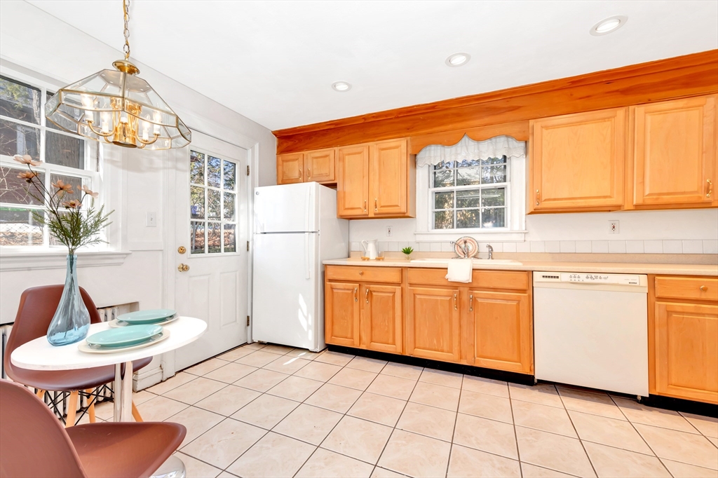 39 Pine Ridge Road Arlington, MA 02476 - Photo 25 of 40