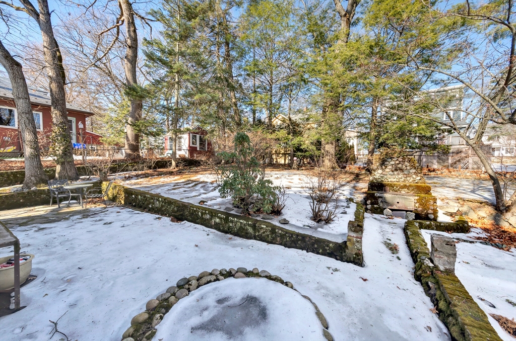 39 Pine Ridge Road Arlington, MA 02476 - Photo 9 of 40