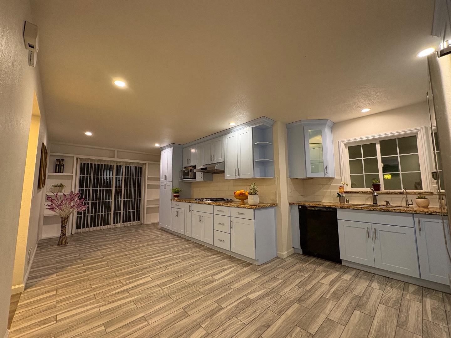 5187 Doyle Road San Jose, CA 95129 - Photo 12 of 36