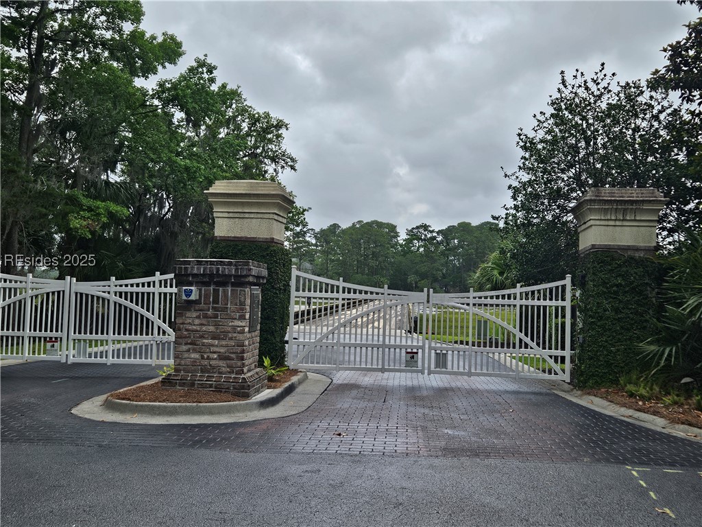 18 Anchorage Way Beaufort, SC 29902 - Photo 11 of 15 Entrance to Deer Island