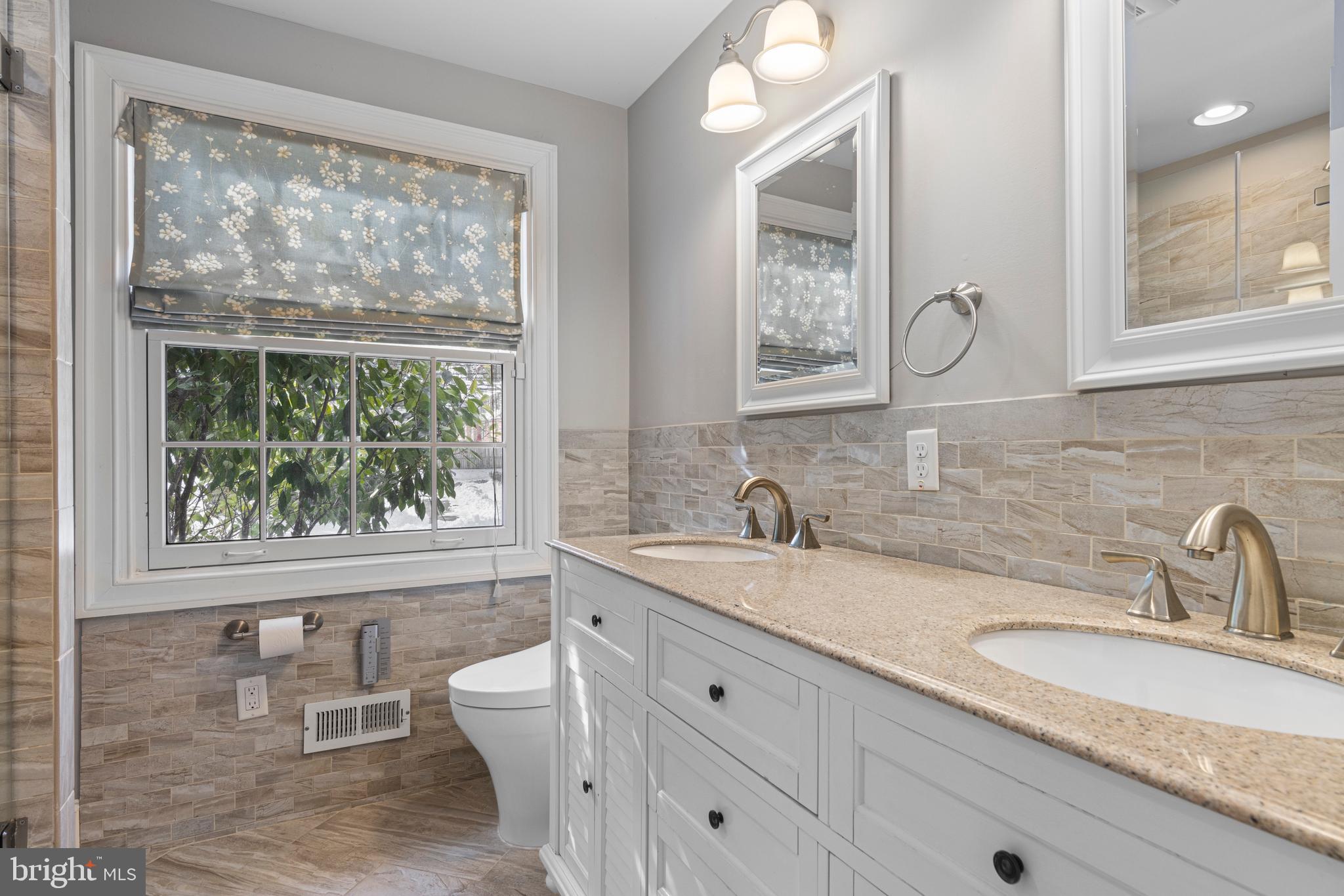 731 King Of Prussia Road Radnor, PA 19087 - Photo 20 of 58 Hall bath level 1 (2nd in home)