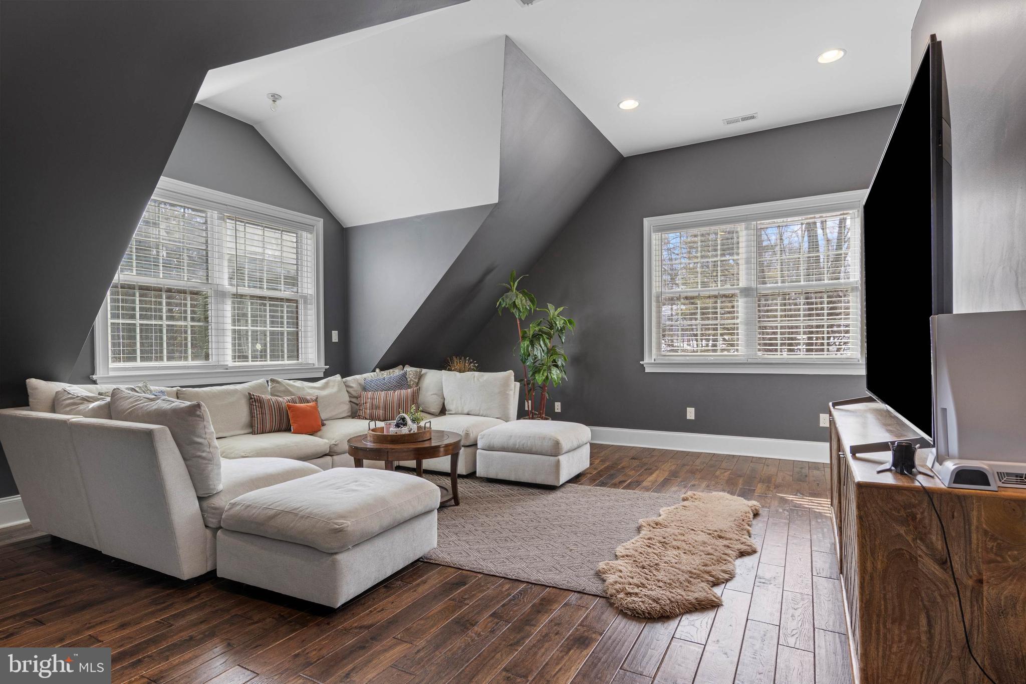 731 King Of Prussia Road Radnor, PA 19087 - Photo 38 of 58 gorgeous upstairs family room