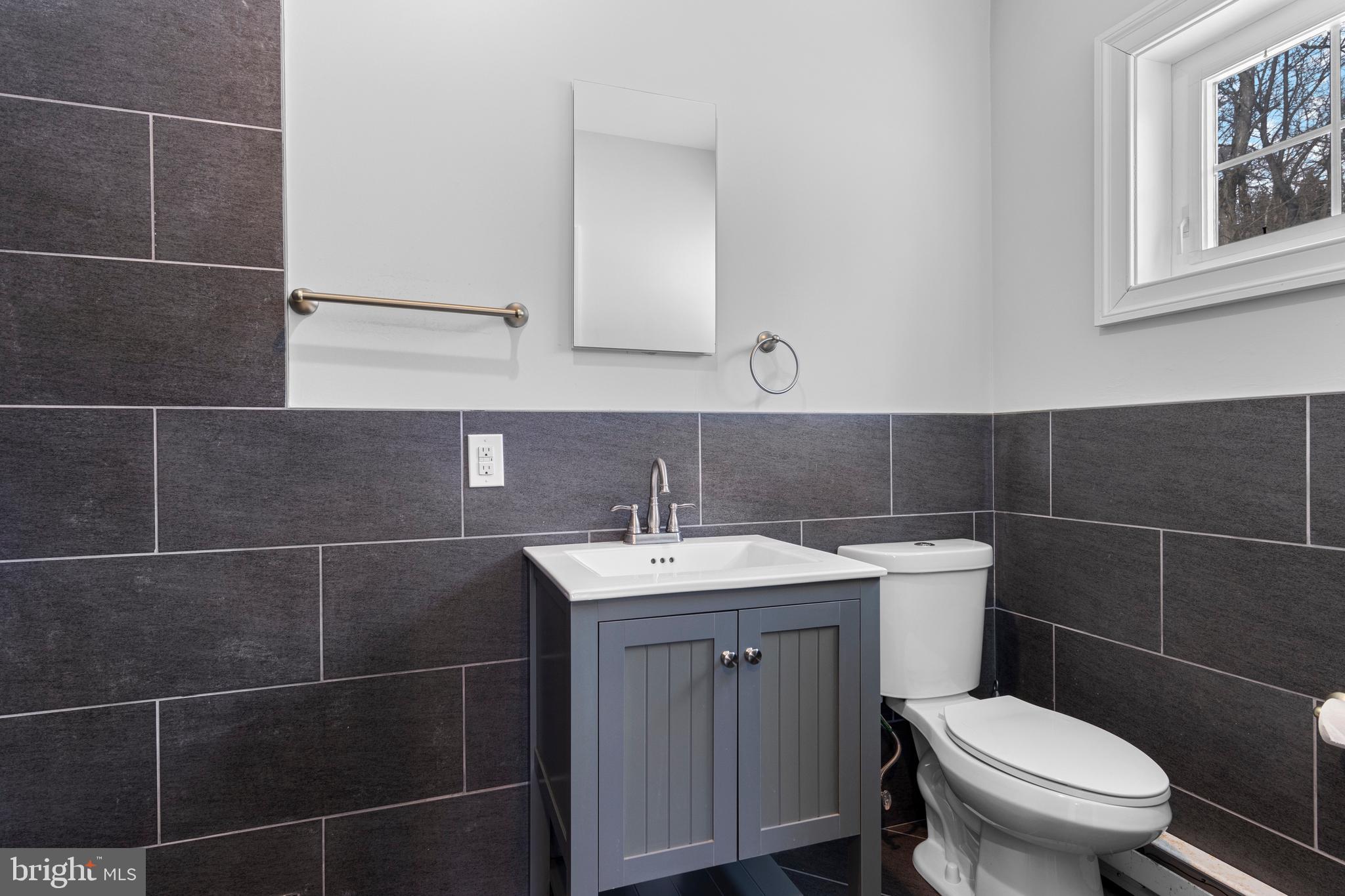 731 King Of Prussia Road Radnor, PA 19087 - Photo 45 of 58 garage apt w./ full bath (5 baths in total)