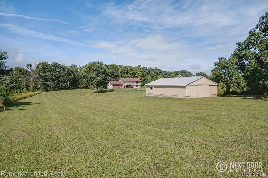 8890 Dwyer Road Howell, MI 48855 - Photo 8 of 32 DSC06413Blended.jpg