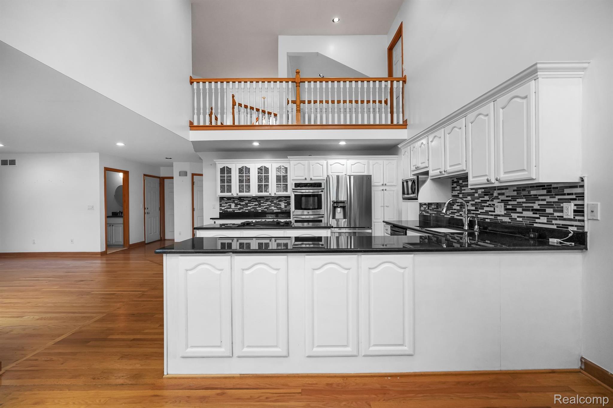 11193 Chicago Road Warren, MI 48093 - Photo 6 of 39 Gallery Image 6