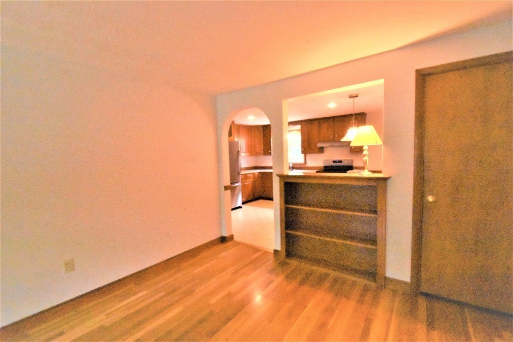 35 Longmeadow Road Beverly, MA 01915 - Photo 6 of 13 Gallery Image 6