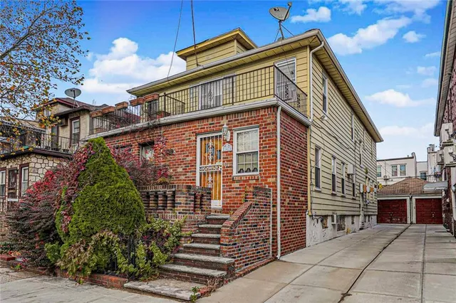 $1,550,000 | 1475 West 9th Street | Bensonhurst