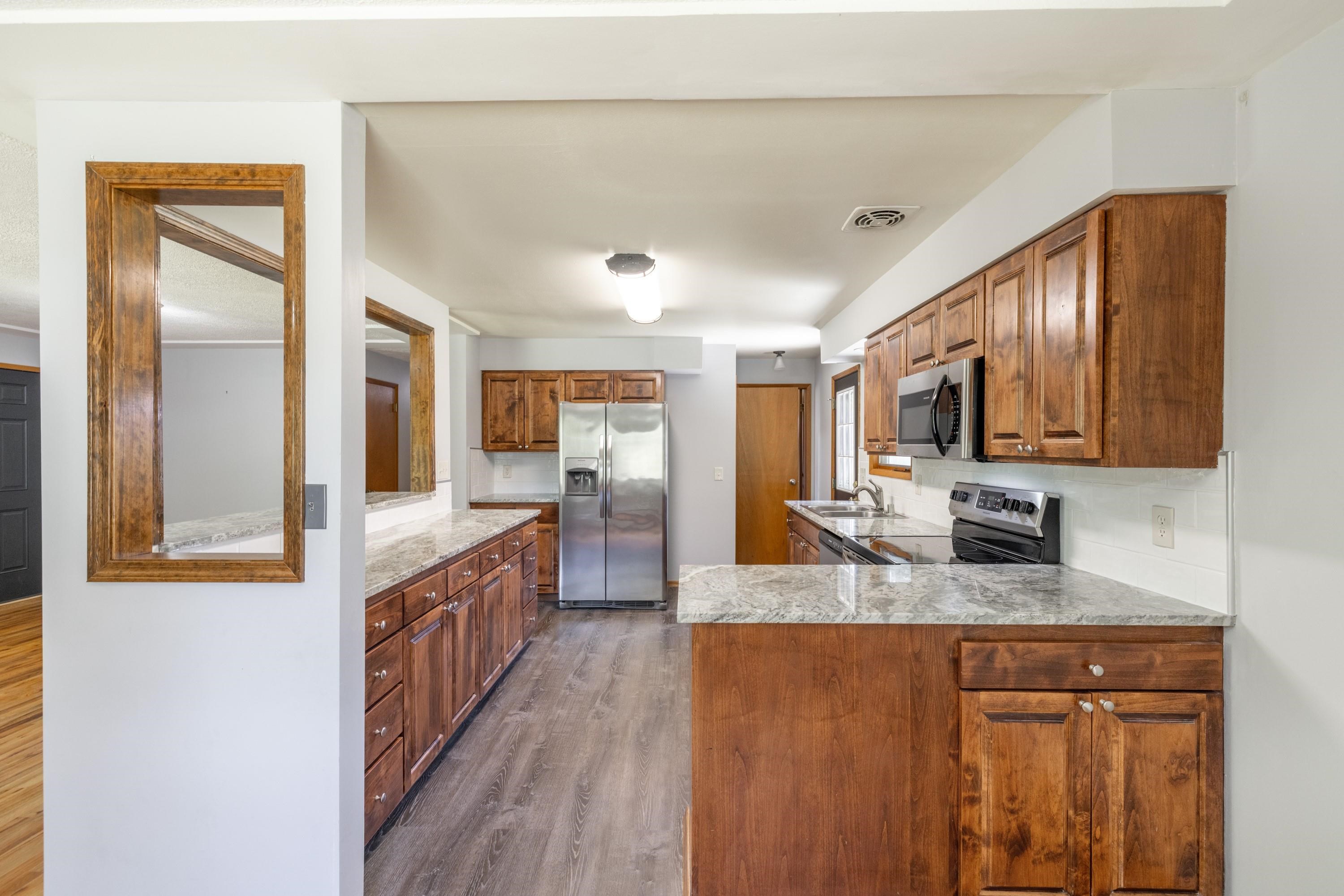 2609 West Waikiki Road Spokane, WA 99218 - Photo 11 of 30