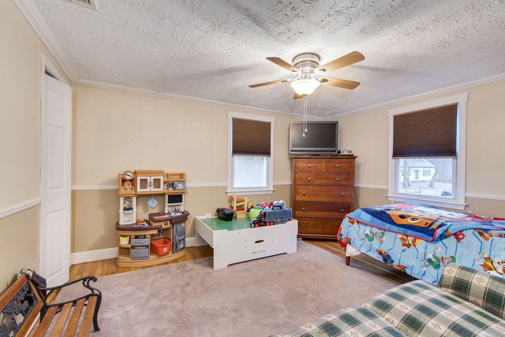 26 Buttonwood Road Halifax, MA 02338 - Photo 7 of 12 Gallery Image 7