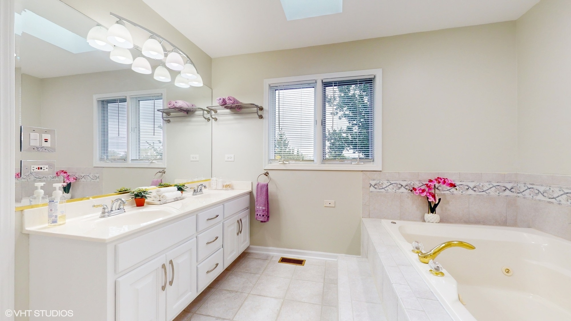980 Lucinda Drive Buffalo Grove, IL 60089 - Photo 24 of 40