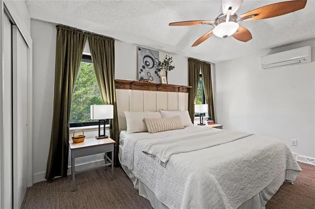 $465,000 | 10528 Cherokee Lane, Leawood, KS 66206