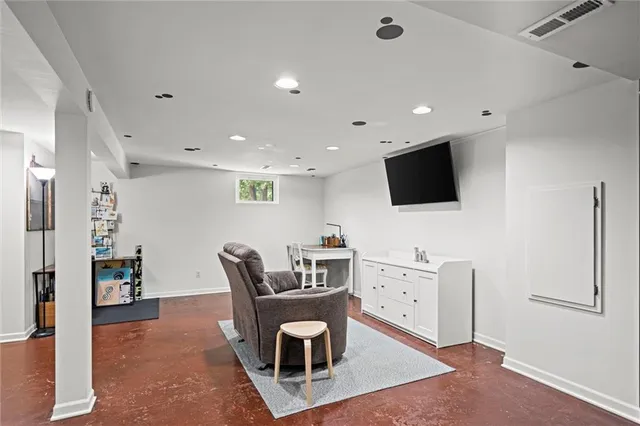 $465,000 | 10528 Cherokee Lane, Leawood, KS 66206