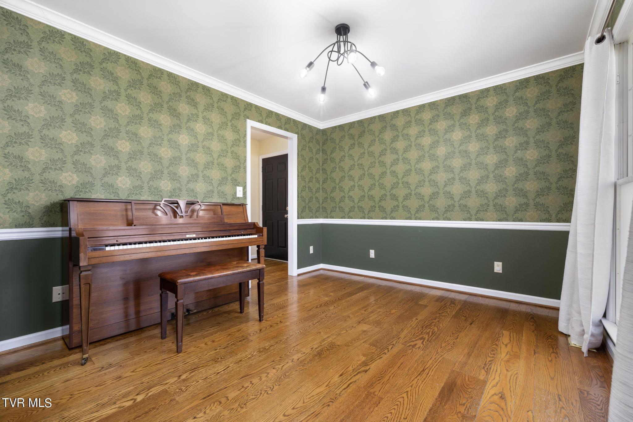 401 Canongate Road Kingsport, TN 37660 - Photo 13 of 43 IMG_6430