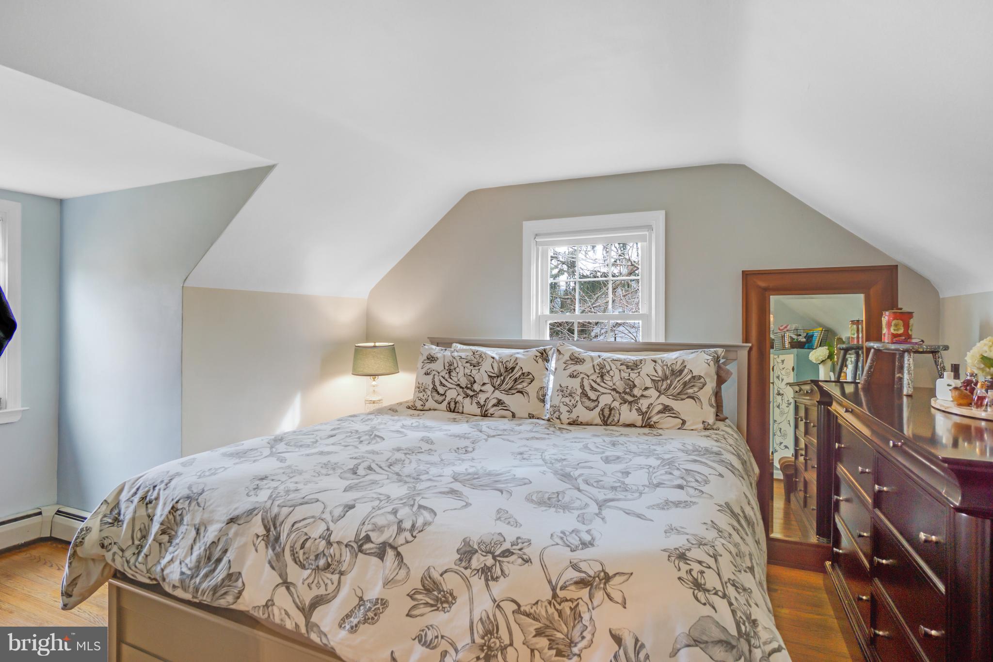 450 Blair Road Springfield, PA 19064 - Photo 11 of 17 Master Bedroom